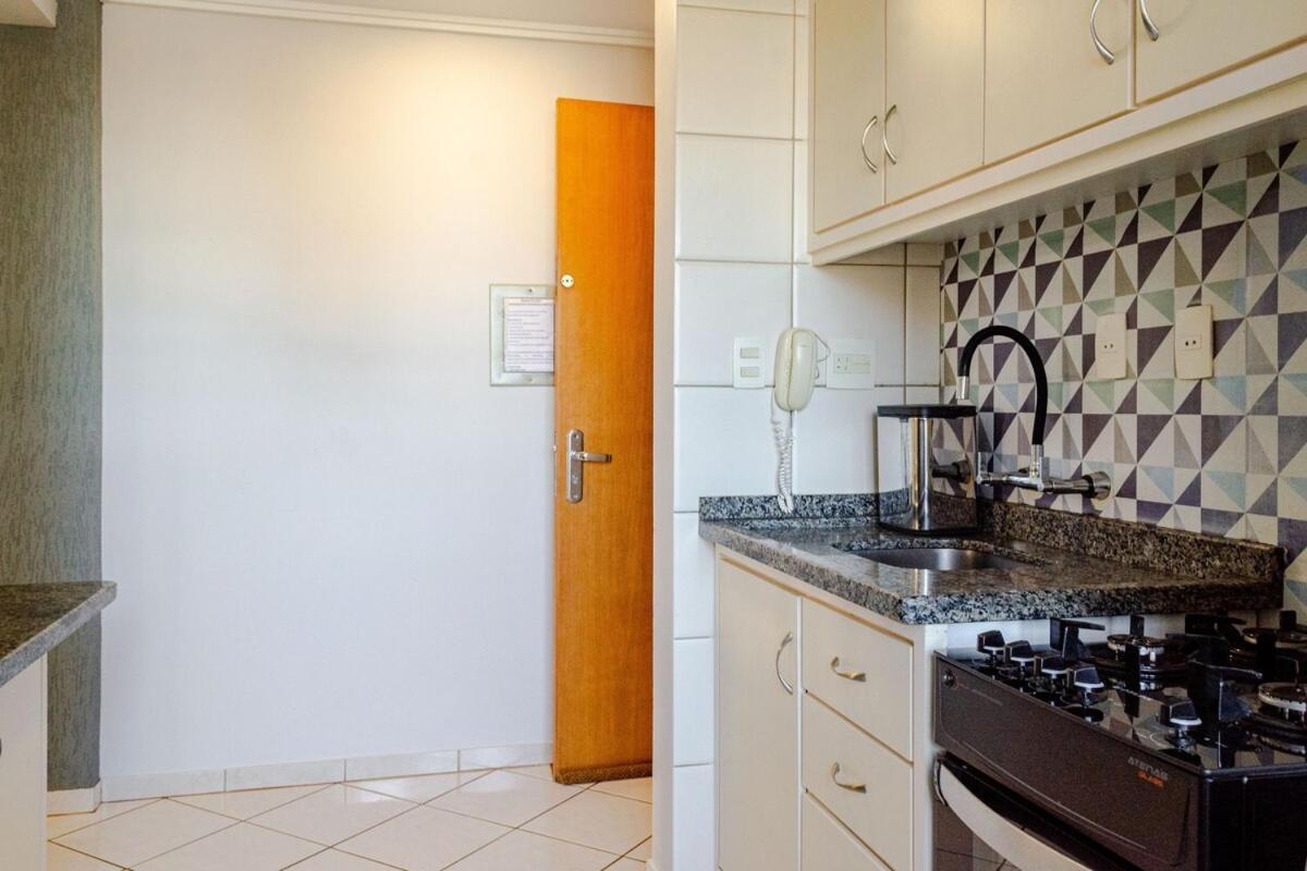 Apartamento Aconchegante Em Frente Ao Shopping Jl Каскавел Екстер'єр фото